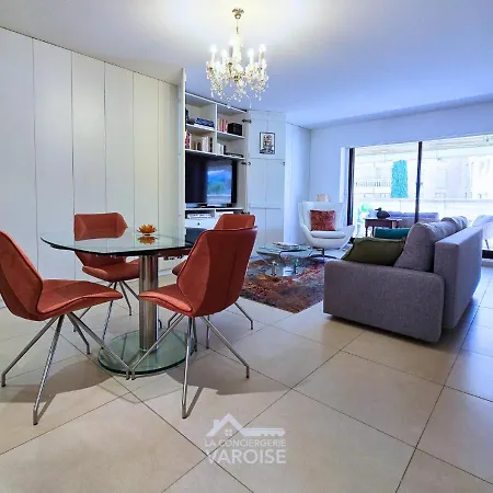 Les Gregoriennes T2 Hyeres Centre-Terrasse-Parking-Wifi Apartment Exterior photo